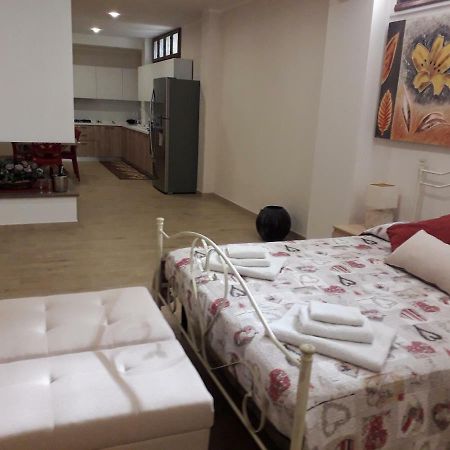 La Tana Di Furby Apartamento Brindisi Exterior foto