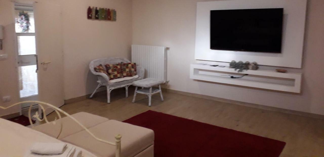 La Tana Di Furby Apartamento Brindisi Exterior foto